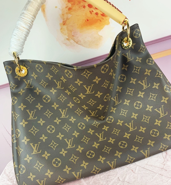 ルイヴィトンバッグ細部ディテール